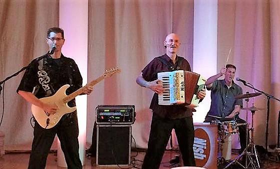 38041904_2017896138255180_8982300594886672384_n